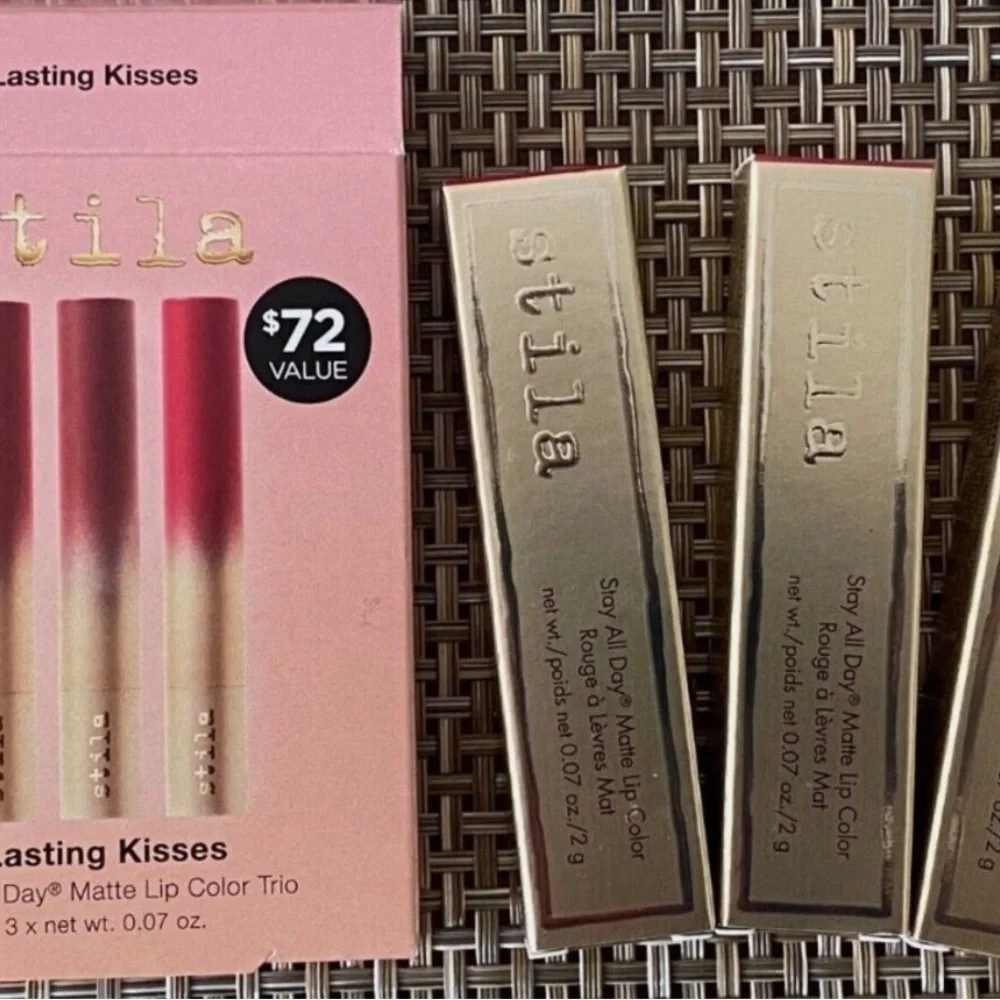 Stila Lasting Kisses Lip Color Trio